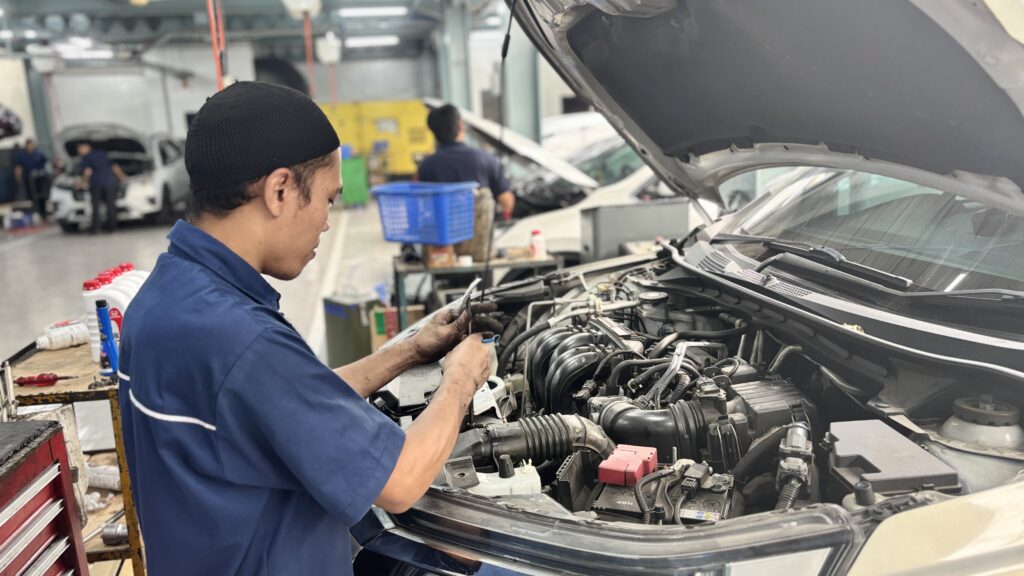 Service Lengkap